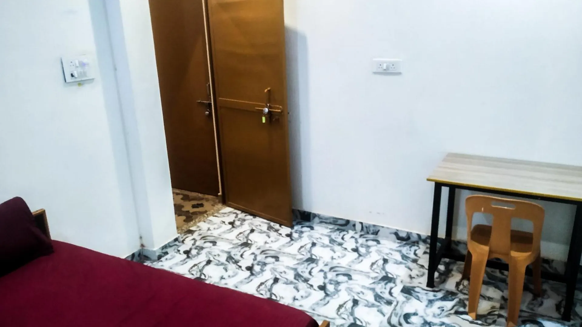 Guest house Shree Om Palace Varanasi